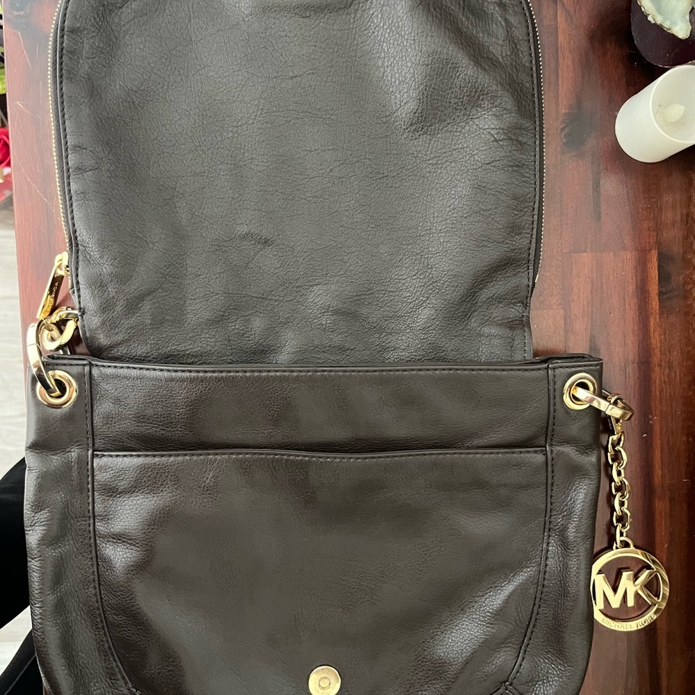Michael Kors Brown Leopard Shoulder/Crossbody Bag - Picture 3 of 5